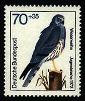 Busard cendré. Timbre allemagne. Cliquer pour agrandir l'image.