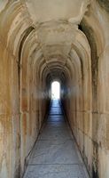Le site de Didymes en Anatolie. Le corridor de l'adyton. Cliquer pour agrandir l'image dans Adobe Stock (nouvel onglet).