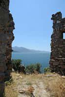 Le site archéologique d'Héraclée en Anatolie. Le château byzantin. Cliquer pour agrandir l'image dans Adobe Stock (nouvel onglet).