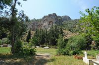 Le site archéologique de Kaunos en Anatolie. Les tombes royales rupestres lyciennes. Cliquer pour agrandir l'image dans Adobe Stock (nouvel onglet).