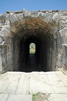 Le site archéologique de Milet en Anatolie. Vomitorium du théâtre antique. Cliquer pour agrandir l'image dans Adobe Stock (nouvel onglet).