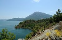 La ville de Dalyan en Anatolie. Le lac de Koycegiz. Cliquer pour agrandir l'image dans Adobe Stock (nouvel onglet).
