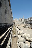 Le site de Didymes en Anatolie. L'adyton. Cliquer pour agrandir l'image.
