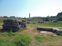 Les quartiers périphériques d'Éphèse en Anatolie. Ruines du temple d'Artémis (auteur Sinan Sahin). Cliquer pour agrandir l'image.