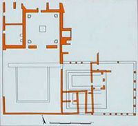 Le quartier civique d’Éphèse en Anatolie. Plan du prytanée et du péristyle à deux monuments. Cliquer pour agrandir l'image.