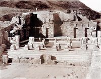 Le quartier du théâtre d'Éphèse en Anatolie. Excavation de la bibliothèque de Celsus. Cliquer pour agrandir l'image.