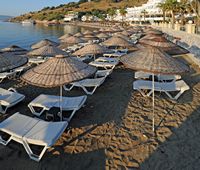 L'hôtel Salmakis à Bodrum en Anatolie. Plage. Cliquer pour agrandir l'image.
