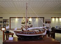 La ville de Bodrum en Anatolie. Maquette de bateau de type « tirhandil » au Musée maritime. Cliquer pour agrandir l'image.