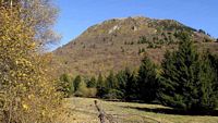 Le Puy de Dôme en Auvergne. Face au sud. Cliquer pour agrandir l'image.