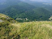 Puy Kilian. vu depuis le puy de Dôme. Cliquer pour agrandir l'image.