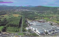 Source de Volvic. Usine d'embouteillage. Cliquer pour agrandir l'image.