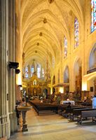 Le couvent franciscain de Palma de Majorque. Église basilique Saint-François. Cliquer pour agrandir l'image dans Adobe Stock (nouvel onglet).