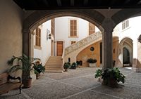 Le sud-est de la vieille ville de Palma de Majorque. La Can Espanya-Serra. Cliquer pour agrandir l'image dans Adobe Stock (nouvel onglet).