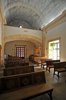 Le sanctuaire de Cura de Randa à Majorque. La nef de la chapelle. Cliquer pour agrandir l'image dans Adobe Stock (nouvel onglet).