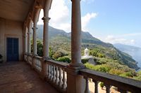 Le domaine de Son Marroig à Majorque. Le balcon. Cliquer pour agrandir l'image dans Adobe Stock (nouvel onglet).