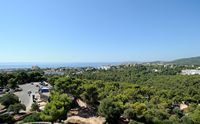 Le château de Bellver à Majorque. Vue sur la baie de Palma. Cliquer pour agrandir l'image dans Adobe Stock (nouvel onglet).