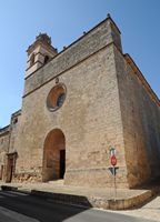 La ville de Petra à Majorque. Église du monastère Saint-Bernard. Cliquer pour agrandir l'image dans Adobe Stock (nouvel onglet).