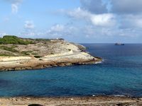 Le Parc Naturel du Levant à Majorque. La crique de Cala Mitjana (auteur Olaf Tausch). Cliquer pour agrandir l'image.