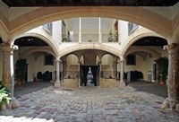 Palma western Born - Patio de Casal Solleric. Click to enlarge the image.