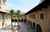 The Almudaina Palace in Palma de Mallorca - Place d'Armes. Click to enlarge the image.