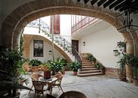 Le sud-est de la vieille ville de Palma de Majorque. Le patio Can Cera. Cliquer pour agrandir l'image.