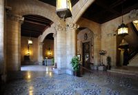 Le sud-ouest de la vieille ville de Palma de Majorque. Hôtel de Ville de Palma. Cliquer pour agrandir l'image.