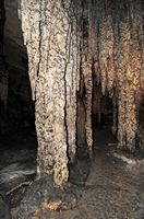 Les Grottes d'Artà à Majorque. La salle du Théâtre. Cliquer pour agrandir l'image.