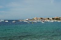 Le village de Colónia de Sant Jordi à Majorque. Le port vu du sud-est. Cliquer pour agrandir l'image.