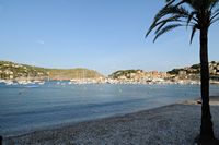 Le village de Port de Sóller à Majorque. Plage d'es Través à Port de Sóller. Cliquer pour agrandir l'image.