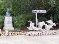 The Dragon Caves in Mallorca - Parking caves (author ILA-boy). Click to enlarge the image.