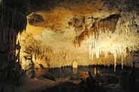 The Dragon Caves in Mallorca - The small lake. Click to enlarge the image.