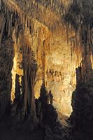 Les grottes du Dragon à Majorque. Cliquer pour agrandir l'image.