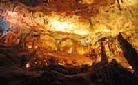 Caves Harpoons (Hams) in Mallorca - "Paradise Lost". Click to enlarge the image.