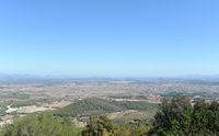 La ville d'Alcúdia à Majorque. La baie d'Alcúdia vue depuis le Puig de Randa. Cliquer pour agrandir l'image.