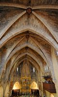 The town of Alcudia in Mallorca - Arch of the Church Saint-Jacques. Click to enlarge the image.