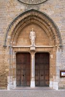 The town of Alcudia in Majorca - The west portal of the church of Saint-Jacques (author José Luis Filpo Cabana). Click to enlarge the image.