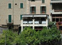 La ville de Deià à Majorque. Restaurant Jaume. Cliquer pour agrandir l'image.