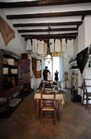 Sa Granja de Esporles à Majorque. Lingerie. Cliquer pour agrandir l'image.