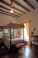 Room Mallorcan His Granja Esporles. Click to enlarge the image.