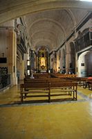 La ville de Petra à Majorque. Nef de l'église Saint-Bernardin. Cliquer pour agrandir l'image.