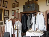 La finca Els Calderers de Sant Joan à Majorque. Garde-robes de Monsieur. Cliquer pour agrandir l'image.