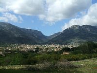 La ville de Sóller à Majorque. Ville de Sóller. Cliquer pour agrandir l'image.
