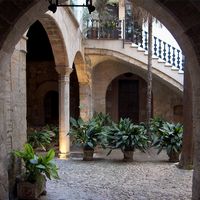 The southwest of the old town of Palma - The Can Catlar del Llorer (author Zwipmar). Click to enlarge the image in Flickr (new tab).