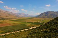 La rivière Trebišnjica en Herzégovine. La plaine karstique de Popovo Polje (auteur Igor Trklja). Cliquer pour agrandir l'image.