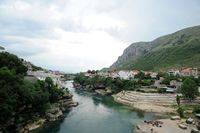 La ville de Mostar en Herzégovine. Pont Lucki. Cliquer pour agrandir l'image.