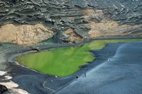 The village of El Golfo in Lanzarote. Green Lagoon. Click to enlarge the image in Adobe Stock (new tab).