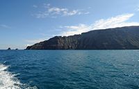 The village of Órzola to Lanzarote. the Cape of Punta Fariones. Click to enlarge the image in Adobe Stock (new tab).