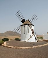 The village of Tiscamanita in Fuerteventura. Moulin. Click to enlarge the image in Adobe Stock (new tab).