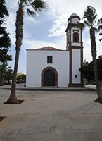 The town of Antigua in Fuerteventura. The Church of Our Lady of La Antigua. Click to enlarge the image in Adobe Stock (new tab).