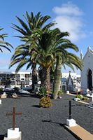 The town of Haría in Lanzarote. Tomb of César Manrique in the cemetery of Haría. Click to enlarge the image in Adobe Stock (new tab).